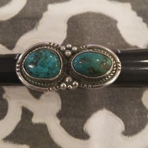 SALE! Gorgeous double turquoise sterling  ring 😍